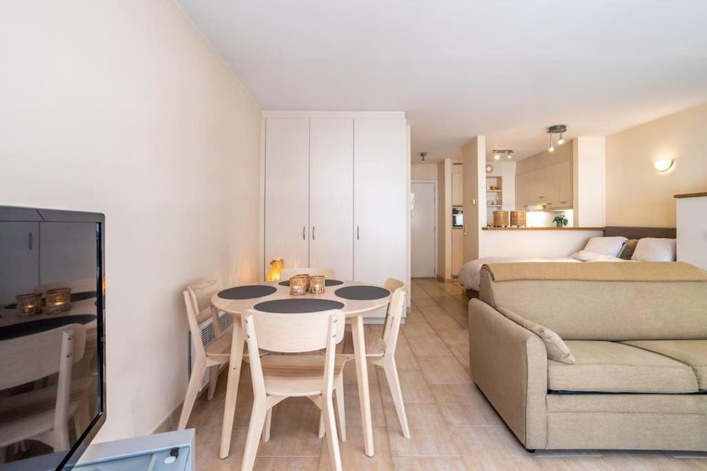 Top Studio Knokke Bij Zeedijk! ภายนอก รูปภาพ
